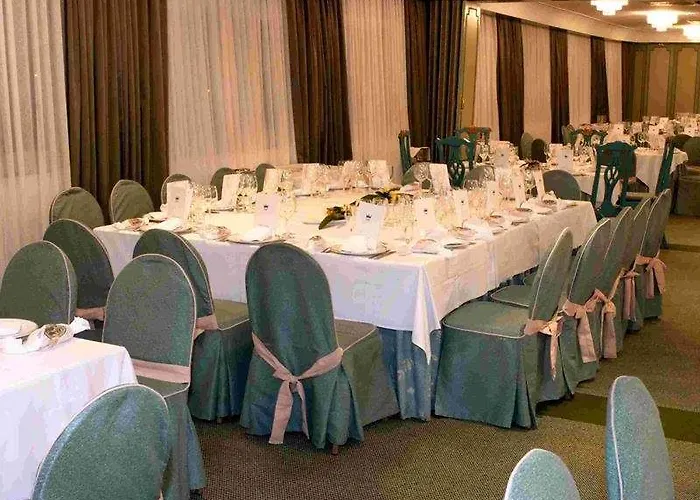 Отель Rey Sancho Паленсия